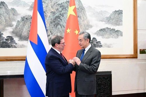 中方坚定支持古巴，维护国家主权与安全的紧密纽带